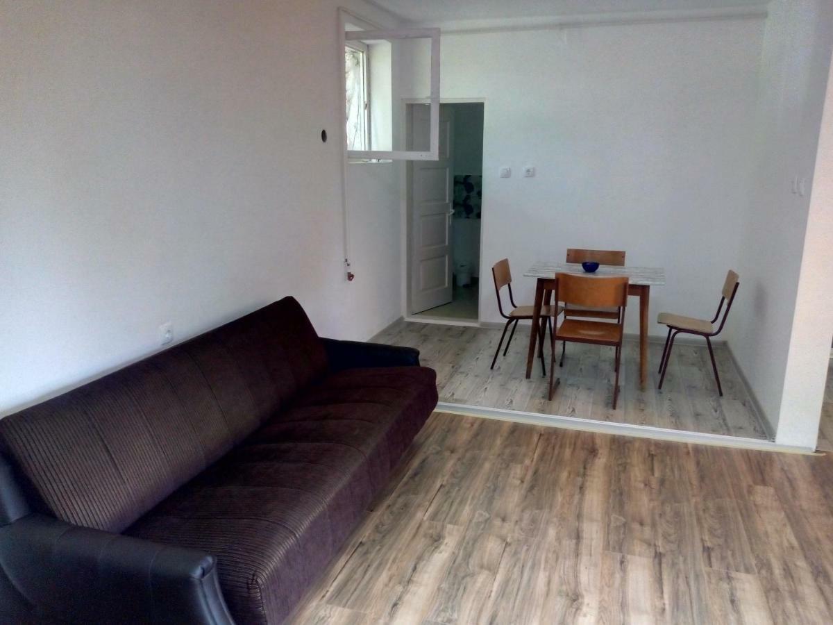 Apartment Quattro 2 Новий Сад Екстер'єр фото